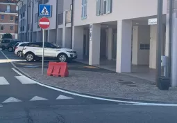 Senso unico in via Fassino, in uscita su corso Romita